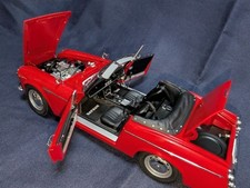 Datsun Fairlady 2000 Model Car 1/18 Autoart Red Display Collectible