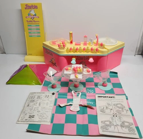 Vintage 1989 Mattel Barbie Ice Cream Shoppe Playset #3653 Near Complete