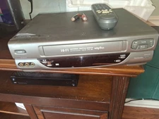 Sanyo VCR Model VWM-662 Hi Fi 4 Head VHS Video Cassette Player Tested No Remote