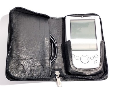 GETESTET FUNKTIONIERT Dell Axim X5 Pocket PC 2002 HC01U mit Ladeschale, 1 Stylus