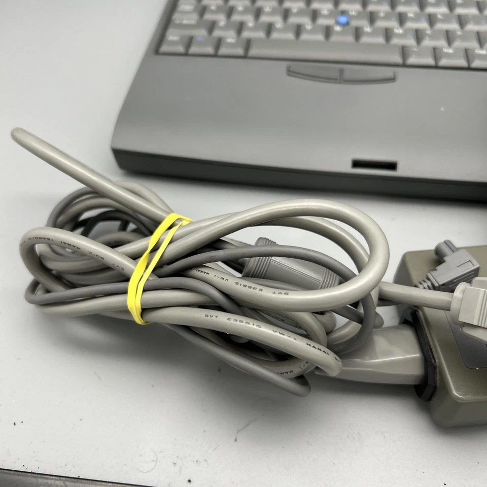 Computadora portátil NEC Versa S/50 de colección con fuente de alimentación y unidad de disquete *PIEZAS* Foto 4 de 4