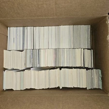 ESTATE SALE FIND OF 2000 + VINTAGE BASKETBALL CARDS FROM THE  90’S EX-NM ⚡️