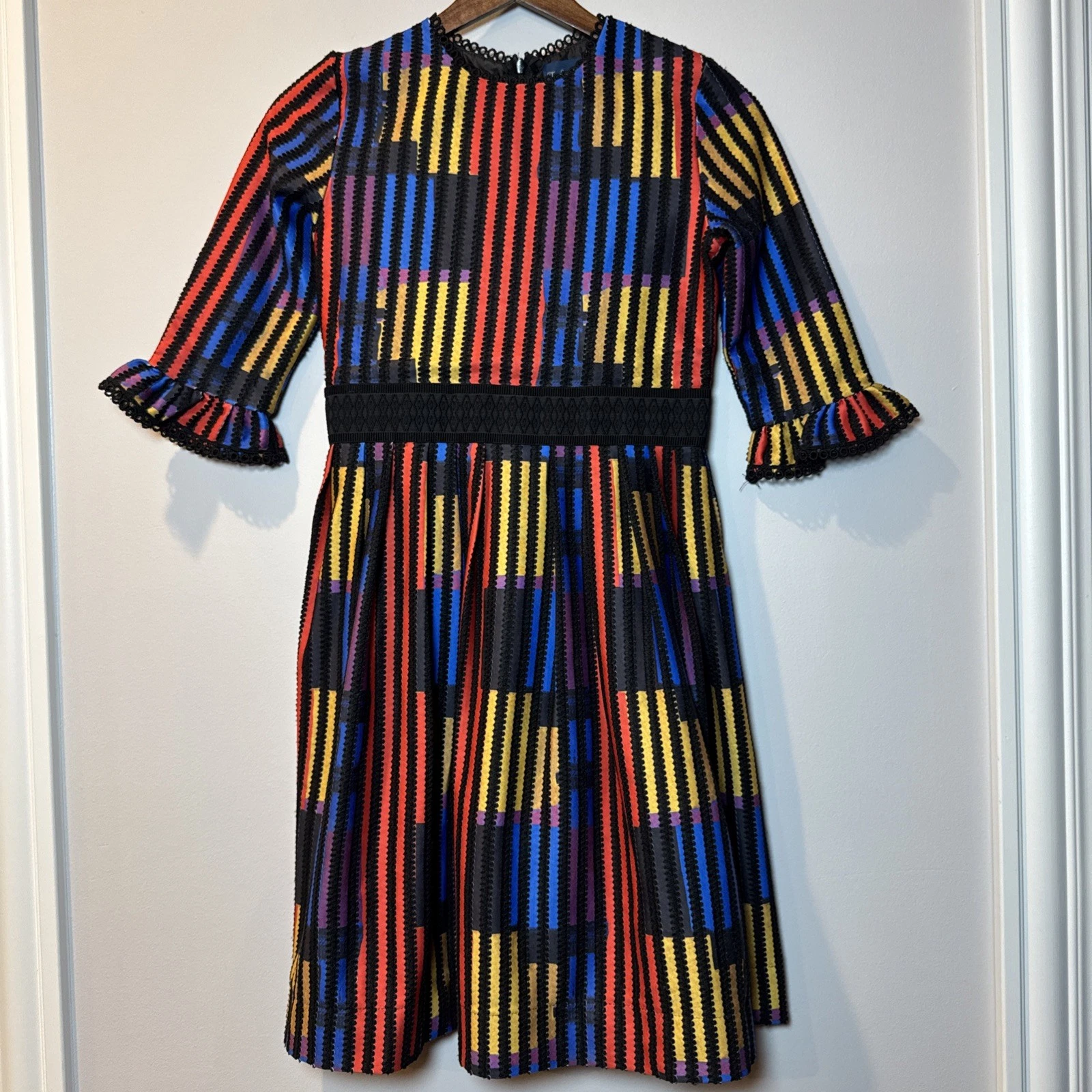 To-La-Roo Girls Dress Size 10 Multi Color Blue Orange Yellow EUC Half Sleeve