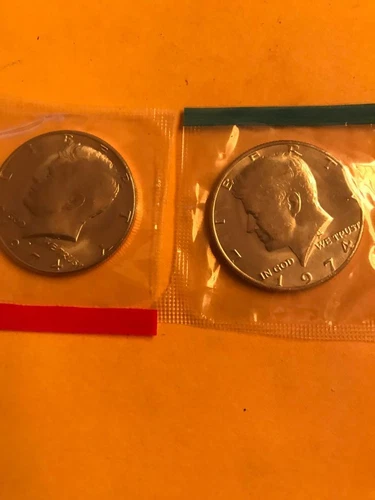 1974 P+D KENNEDY HALF UNCIRCULATED STILL IN MINT CELLO L@@K