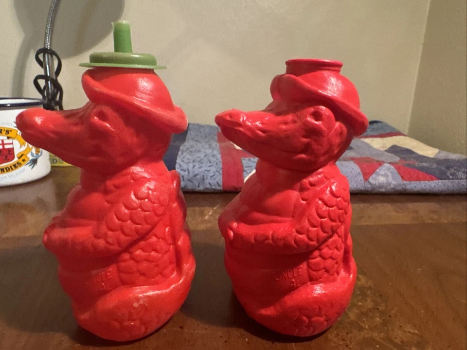 2 Vintage Rax "Uncle Al" Alligator Kids Happy Meal Plastic Blow Mold Sippy Cup - Image 4 of 4