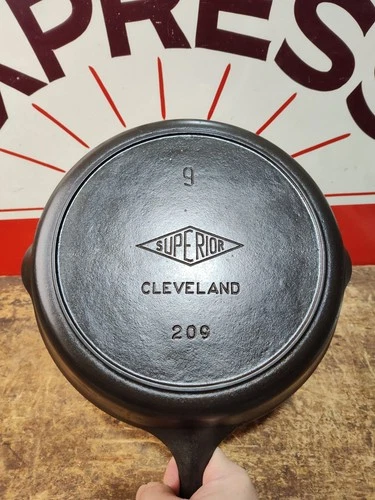 "Fully Restored" Superior Griswold CAST IRON #9  SKILLET Pan 11" Seasoned Flat