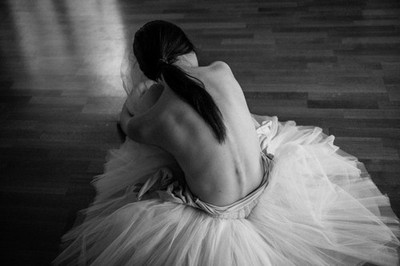Tired Ballet Dancer Sitting on the Dance Floor Photo Art Print Poster 18x12