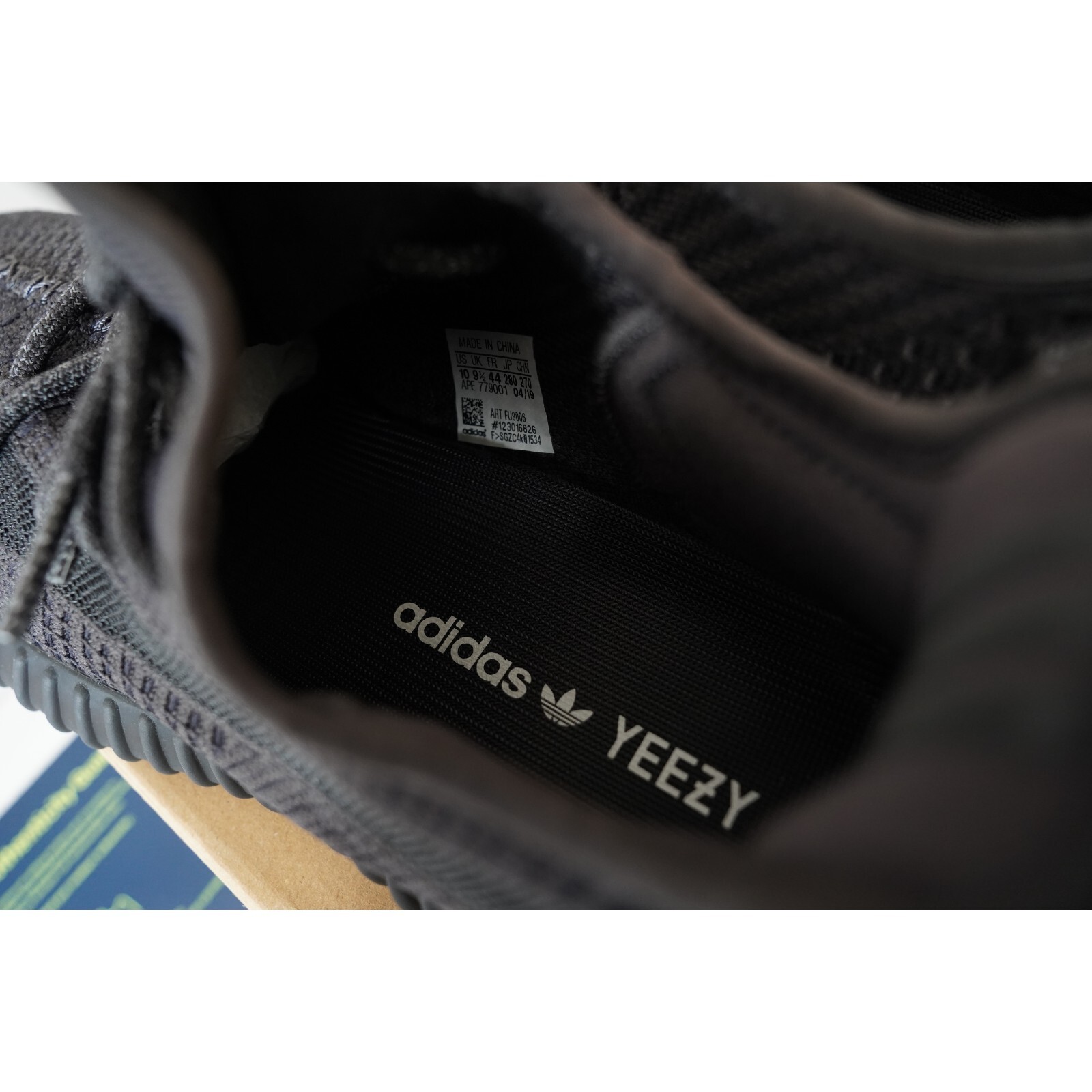 Yeezy Boost 350 V2 Static Black Non Reflective UK 9.5 NEW RARE image 6