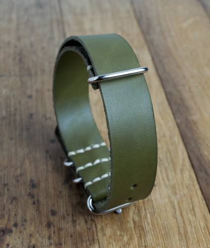 Handmade Olive Leather Band Veg Tanned Hypoallergenic Strap Watch - Picture 1 of 2