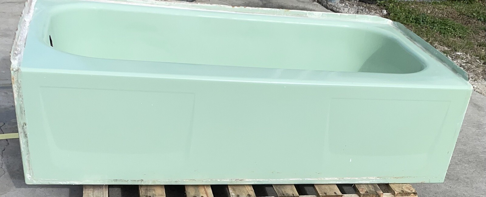1955 STANDARD MID CENTURY JADEITE Seafoam GREEN Pressed Steel BATHTUB