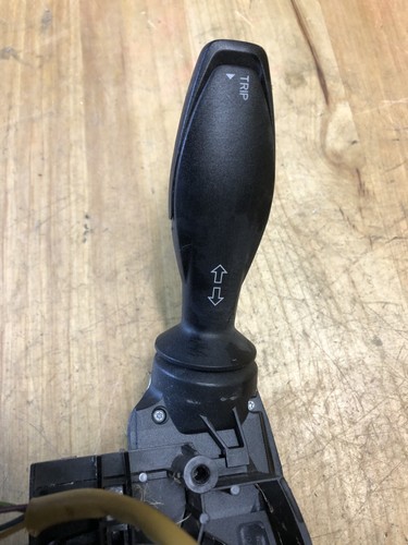 2011-2018 FORD FIESTA WIPER / SIGNAL SWITCH CLOCK SPRING ANGLE SENSOR ASSEMBLY - Picture 2 of 8