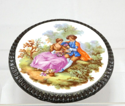 Vintage Starlight 1970s Belt Buckle Fragonard Limoges Courting Couple Porcelain
