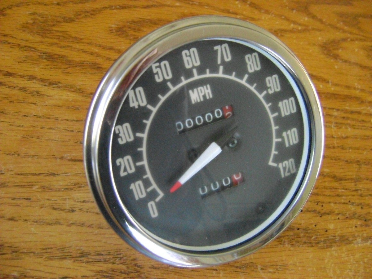Harley Davidson FLH speedometer # 67004-68 1968-1979- Brand