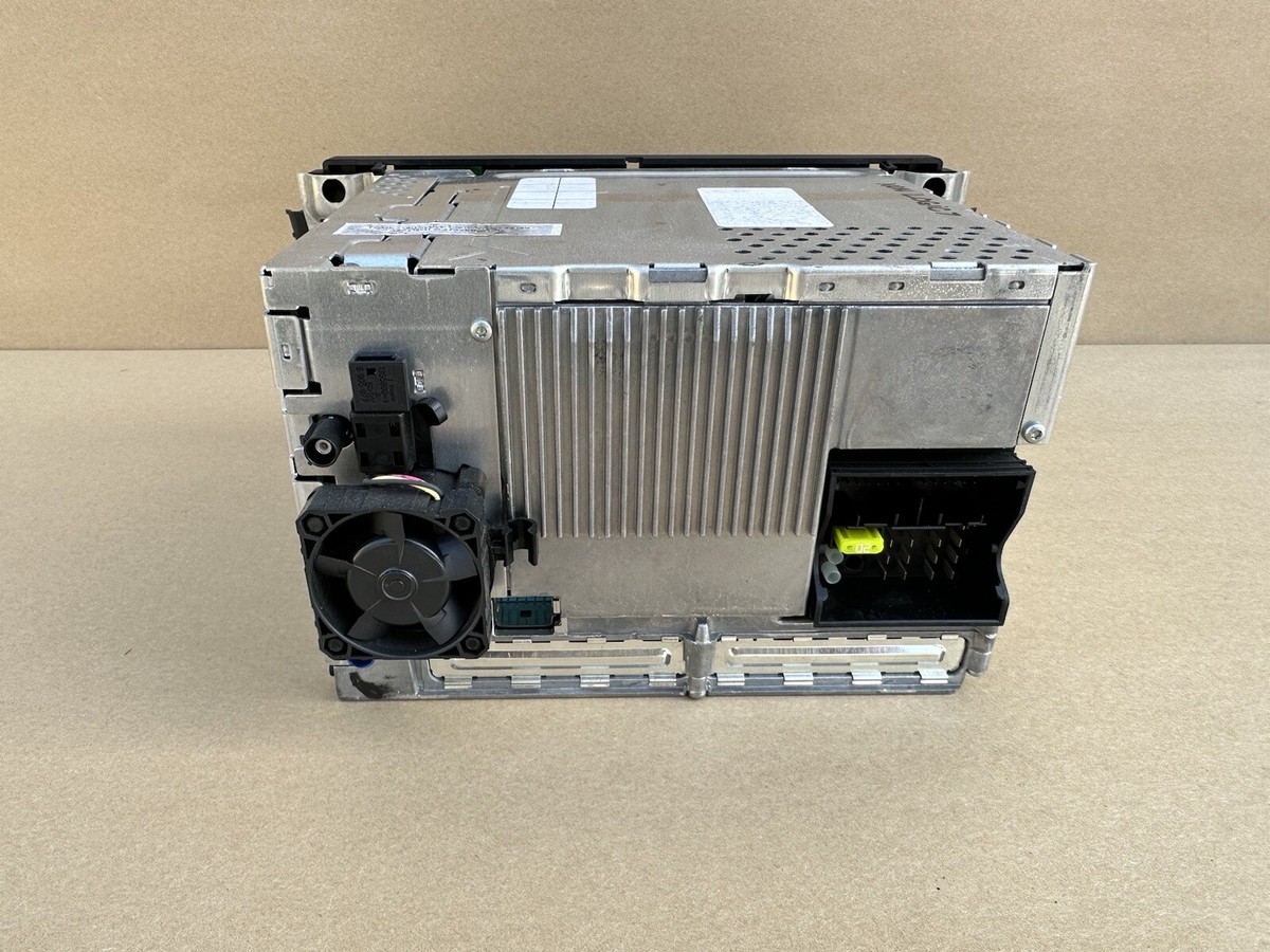 BMW E90 E92 E93 OEM CCC CD PLAYER RADIO NAVIGATION AUDIO SYSTEM  