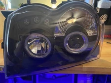 For 2005-2007 Jeep Grand Cherokee Black Smoke LED Halo Projector Headlights Pair