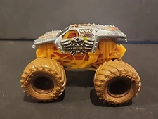 Monster Jam Max-D 1-24 Mystery Mudder