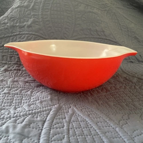 VTG 1950s PYREX Red Friendship Cinderella 4-QT Pour Spout Mixing Bowl #444 ❤️