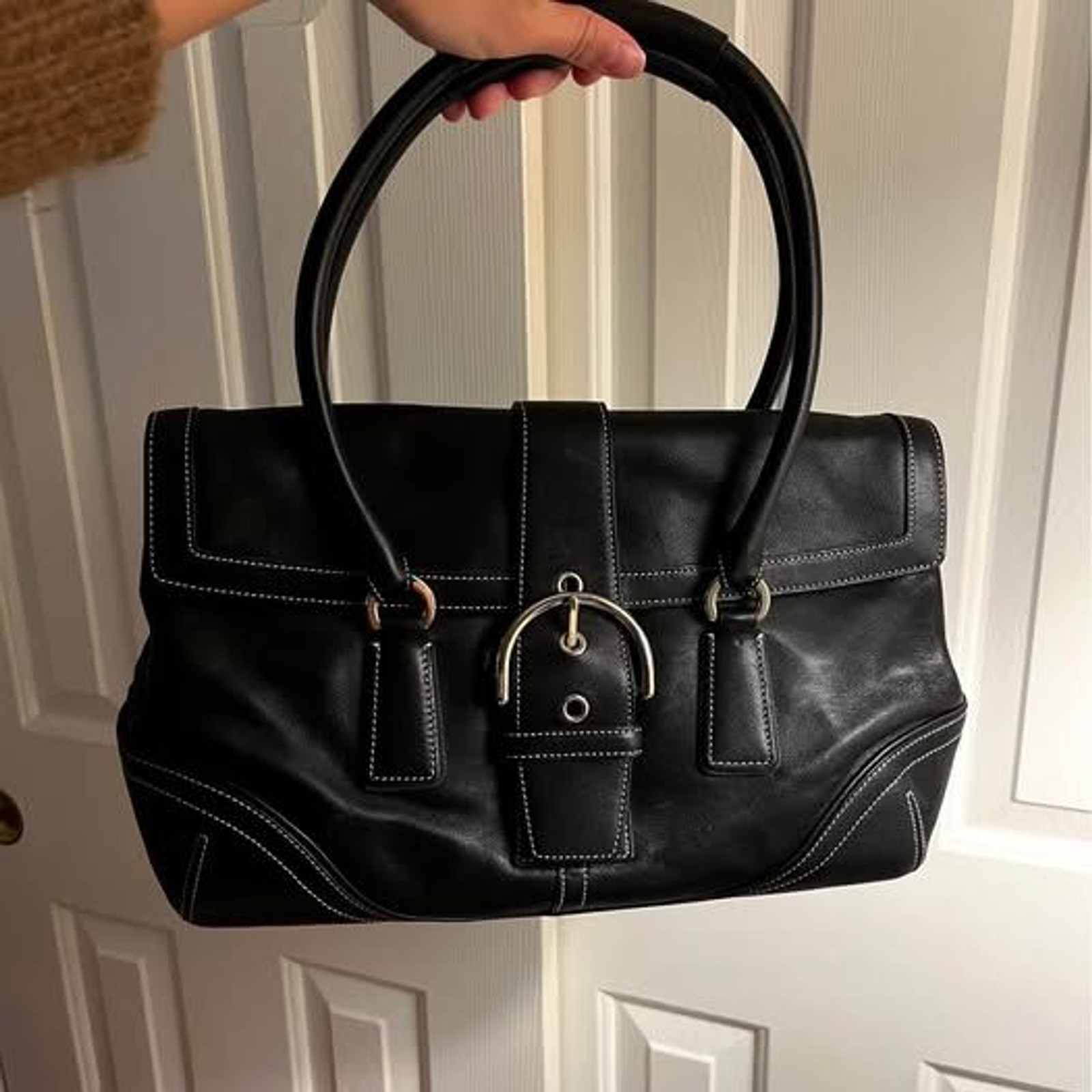 COACH vintage Y2K SOHO Black Leather Handbag in GREAT condition