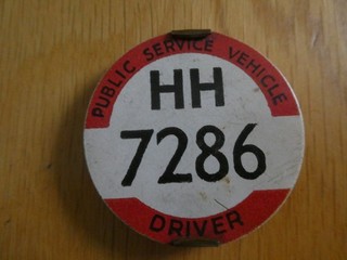 Oldtimer / altes ÖFFENTLICHES FAHRZEUG Plakette HH7286