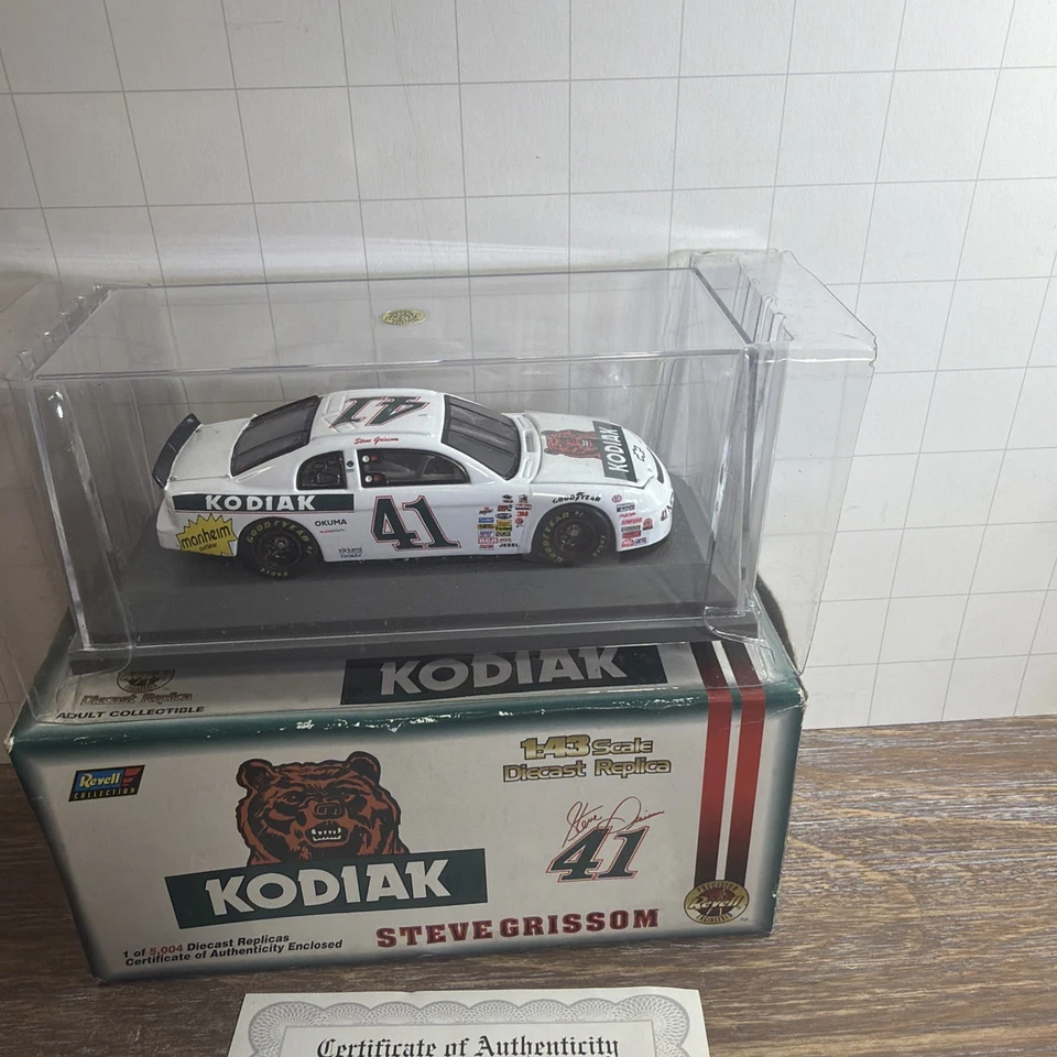 Chevrolet Monte Carlo Kodiak 41 1998 Revell Steve Grissom 1 de 5.004 Foto 4 de 4