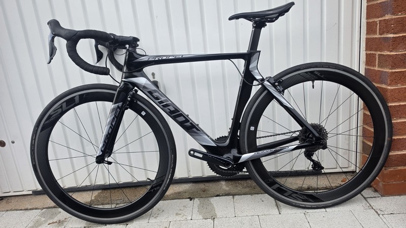 Giant Propel Advanced 0 (2019) - Size Small - Ultegra Di2 - Carbon Aero Wheelset