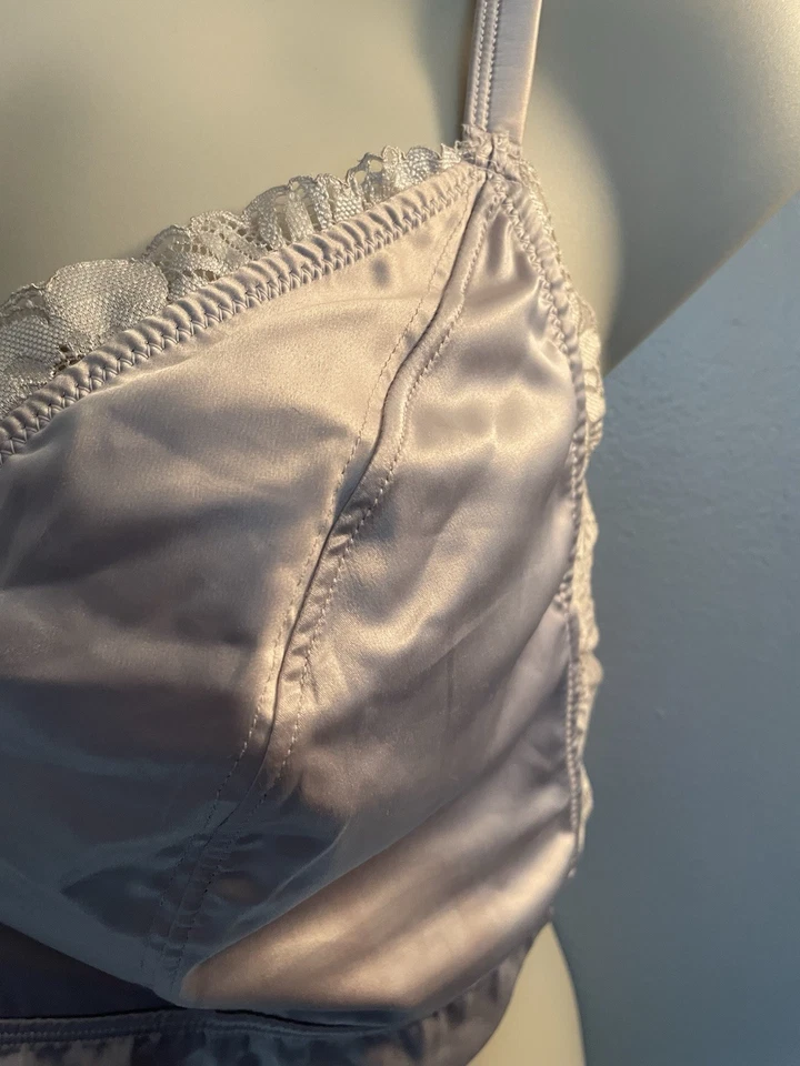 Bralette de malla de encaje satinado beige AERIE XXL correas ajustables Foto 4 de 4