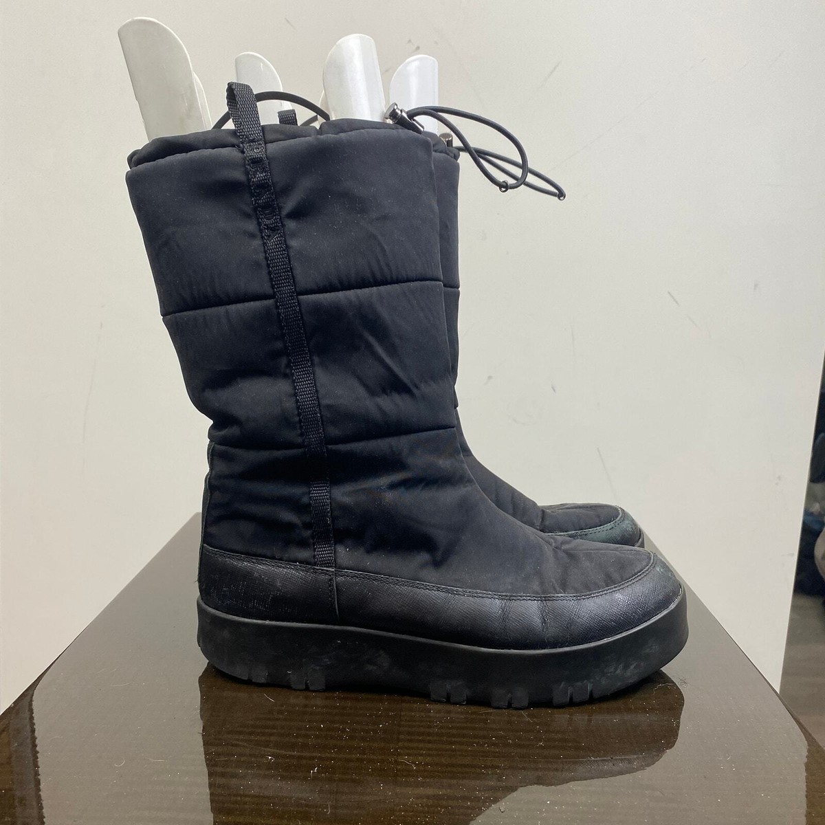 Prada Linea Rossa Nylon Quilted Snow Apres Ski Boots Women's Prada Linea Rossa Nylon Quilted Snow Apres Ski Boots Women's