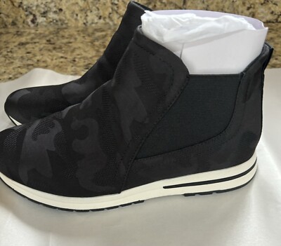 Me Too Linden Womens Easy on Comfort Bootie New - NEVER BEEN Worn SIZE 8M
