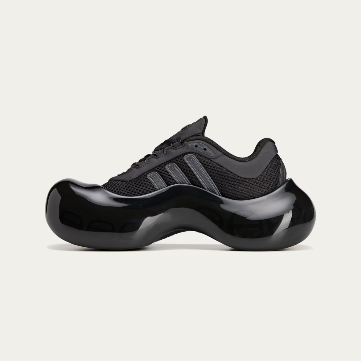 JI1494 Avavav × adidas Originals Moonrubber Megaride Core Black