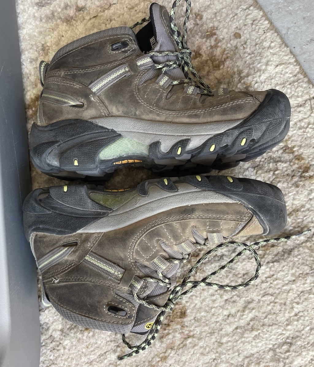 Stivali da trekking Keen Targhee Mid impermeabili da donna taglia 6 5