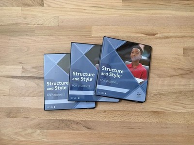 IEW structure and style 1b, student binder with dividers and all materials