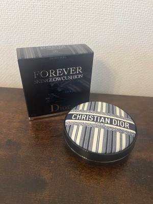 Christian Dior Skin Forever Glow Cushion 00 Makeup Light Skin Brightening
