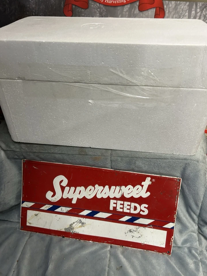 Spec Cast 1/16 Green E-Z Trail Inc. Grain Wagon New In Box - Image 3 of 4