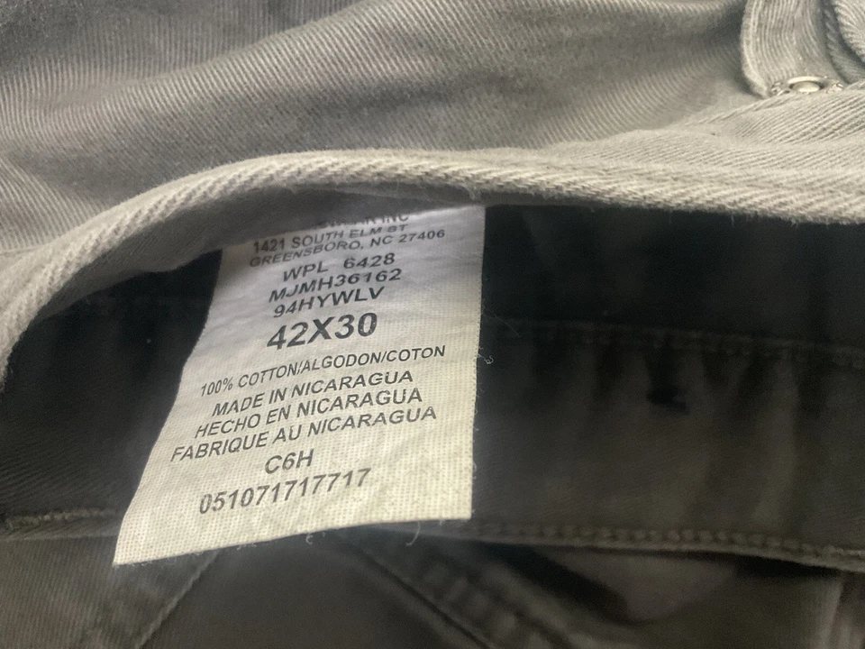 Lot of 3 Men’s Pants 42x30; WRG, Dockers, Van Huesen - Image 2 of 4