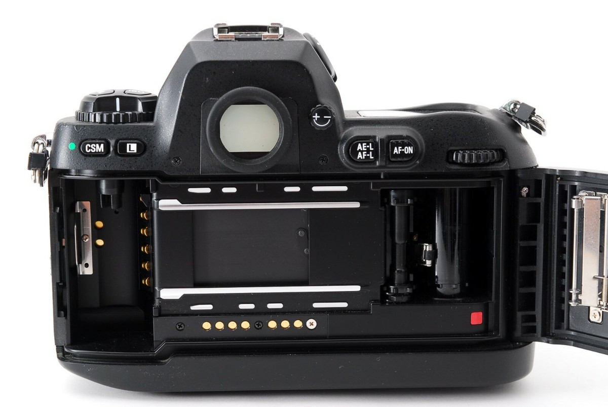 55.NIKON　Ｆ100 レ N.MINT] Nikon F100 Body + 55-200mm f/4-5.6G ED IF AF-S