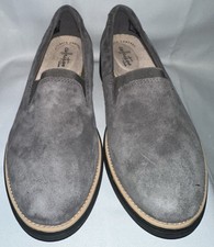 Clarks Women  s 7W Sharon Dolly Suede Loafers Gray Slip On Wedge