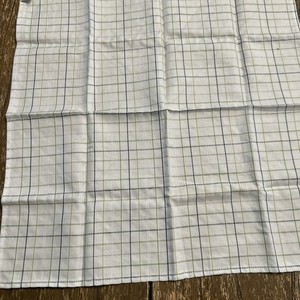 Silk Pocket Square green