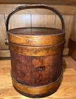 Farmhouse 19TH C Wooden Finger Banded FIRKIN w/handle & pegs 9.5"T x 10"W  Wow — photo 6