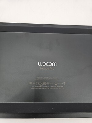 Wacom Pen Tablet Intuos Pro PTH-660 Model Graphics Tablet Black