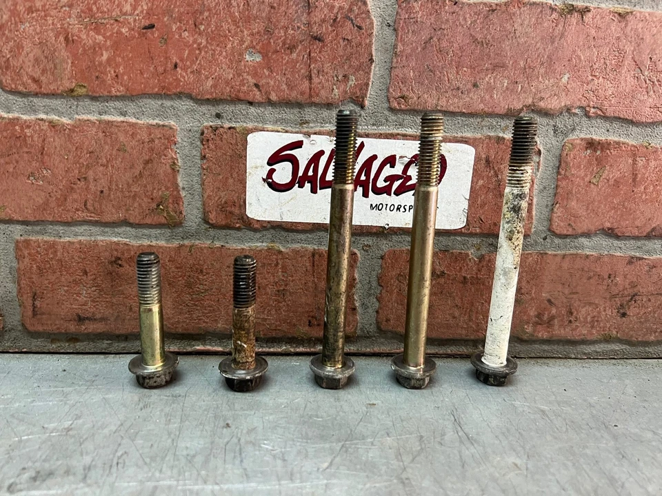 94-99 Mitsubishi 3000GT VR4 R/T Turbo stealth 6 speed tcase bolts transfer case - Image 2 of 4