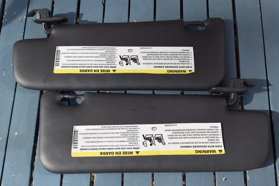 OEM 2012 2013 2014 2015 2016 2017 Fiat 500 Black Left Right Sun Visor - Image 3 of 3