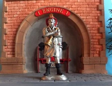 Hudson Pewter Villagers ~ CAPTAIN McCORMACK  ~ FIRE CAPTAIN  #5622   CHIEF