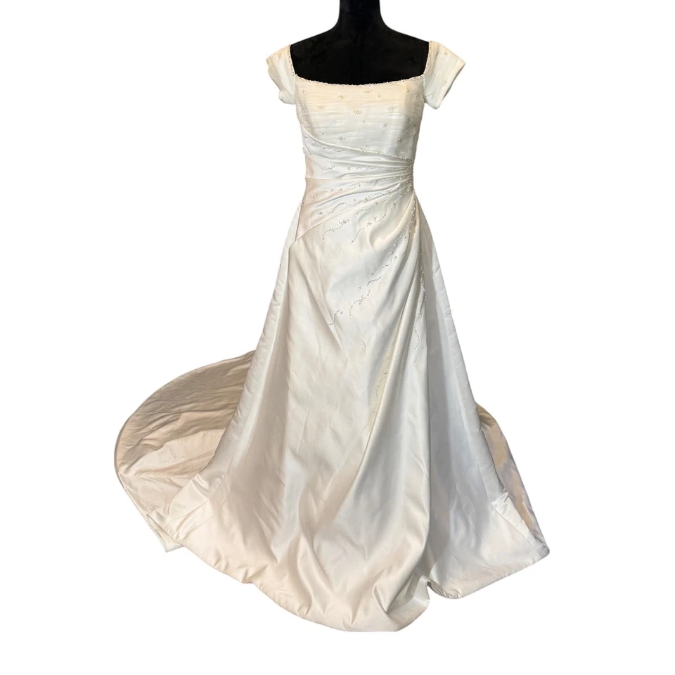 San Patrick Carolina Wedding Dress Ivory Satin Beaded A-Line Cap Sleeve Sz 4–6 - Image 3 of 4