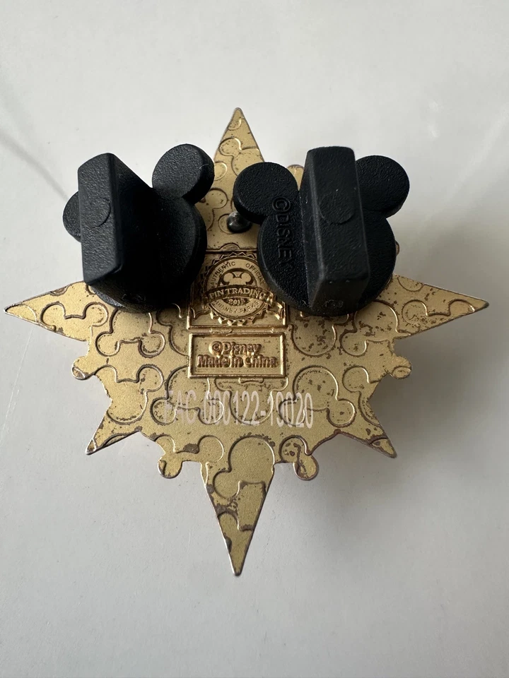 Disney Park Official Conscience 18kt Jiminy Crickets Pin Exclusive Limited ￼ - Image 4 of 4