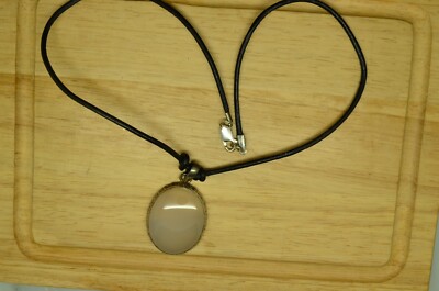18'' 925 Sterling Silver oval cloudy agate pendant necklace w/ leather strap