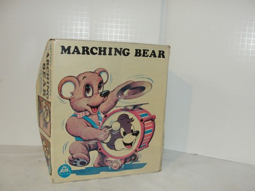 Vintage Battery Operated Marching Bear in the Box - Picture 8 of 12