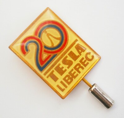 Q458) Tesla Liberec Auto Cars Motoren Elektroprodukte Technik Oldtimer Pin