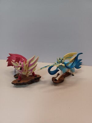 Pokémon Figure Lot Zamazenta Zacian Sword and Shield Crown Zenith Nintendo 