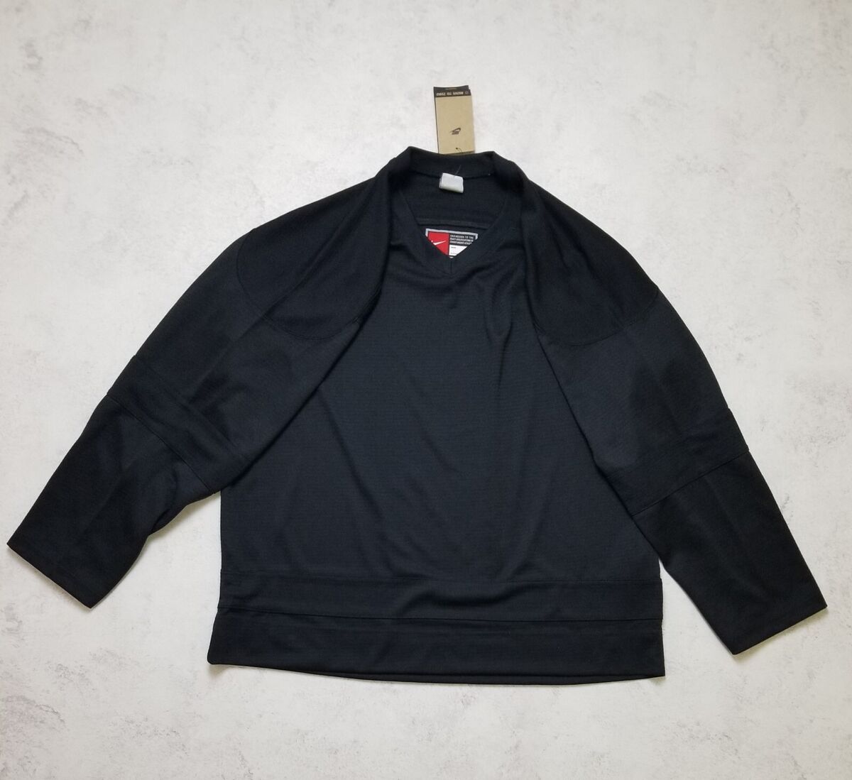 Nike Authentics Men's Hockey Long Sleeve Jersey FB8221-010 Nike Authentics Men's Hockey Long Sleeve Jersey FB8221-010