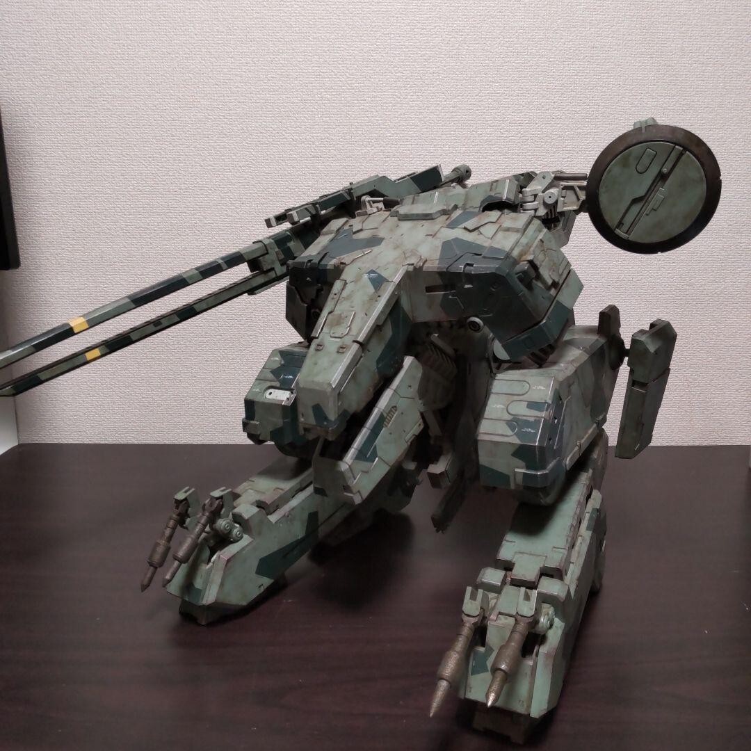 Metal Gear Rex from Metal Gear Solid 1/48 Figure Statue Metal Gear Rex from Metal Gear Solid 1/48 Figure Statue